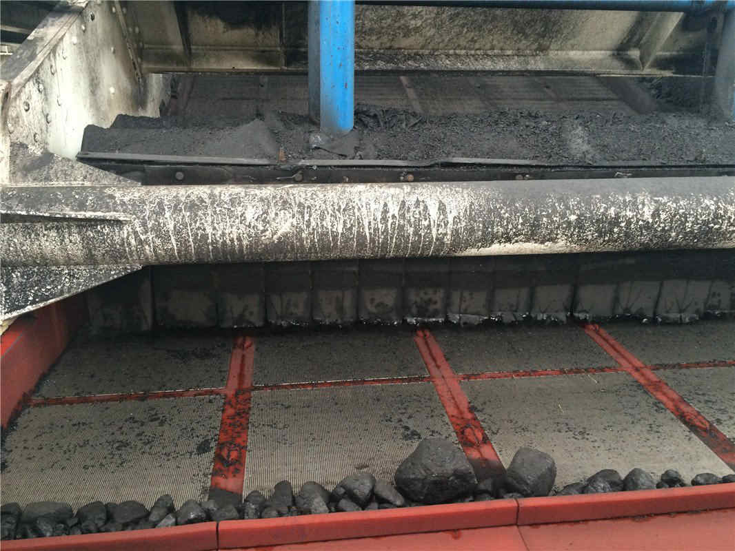 不鏽鋼條縫篩網應用案例.jpg